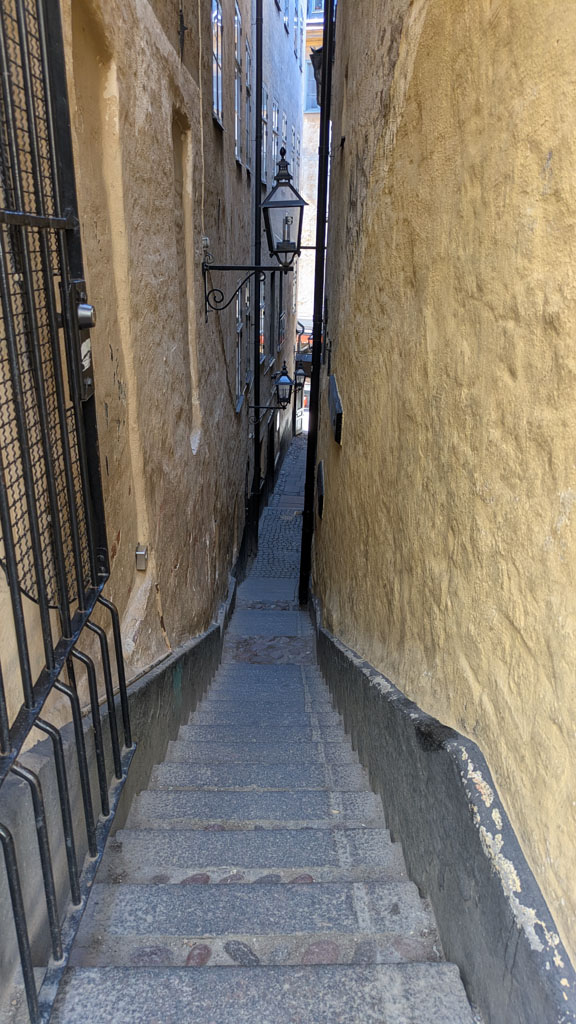 Narrowest Alley